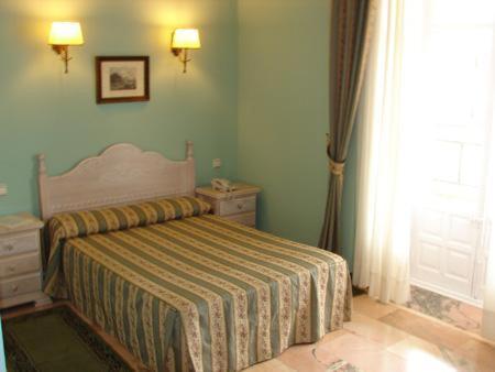 Victoria Hotel Trujillo Eksteriør billede